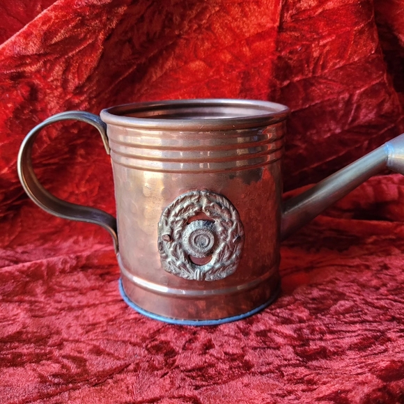 Vintage brass watering can - Picture 2 of 4